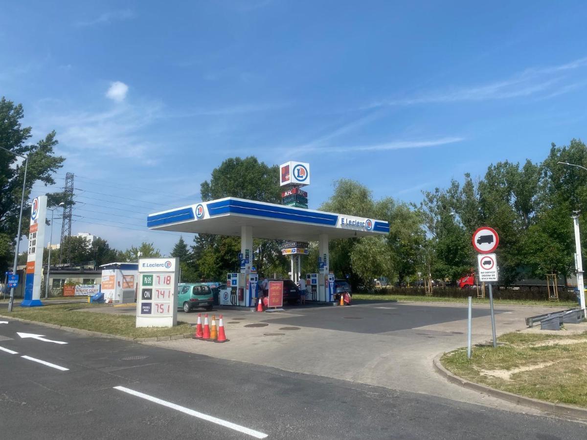 Pokoje Polinezyjska Warsaw Ngoại thất bức ảnh